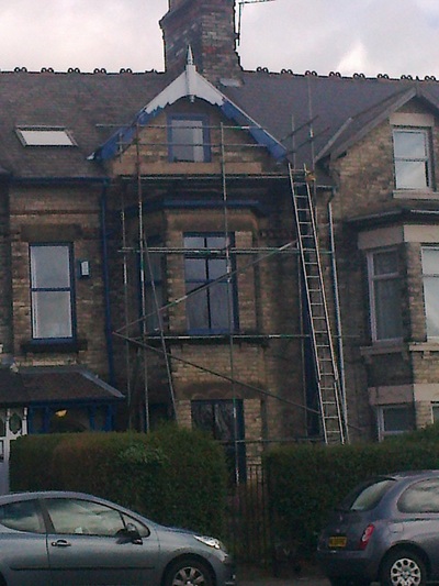 we can arrange scaffold for your exterior decorating in newcastle